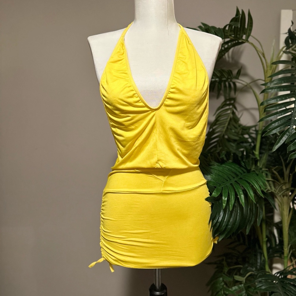 Yellow mini dress| club dress with ruched sides completely backless dress